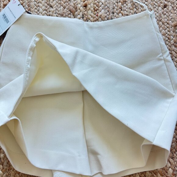 ZARA High-Waisted Skort in Oyster White Size XS New with Tags NWT 🤍 - Picture 10 of 14